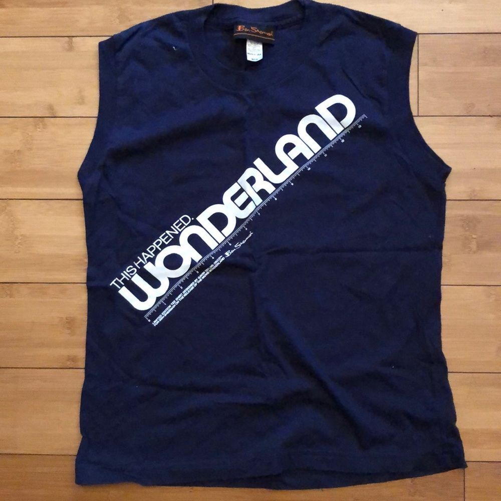 Wonderland movie tee by Ben Sherman. Sz M